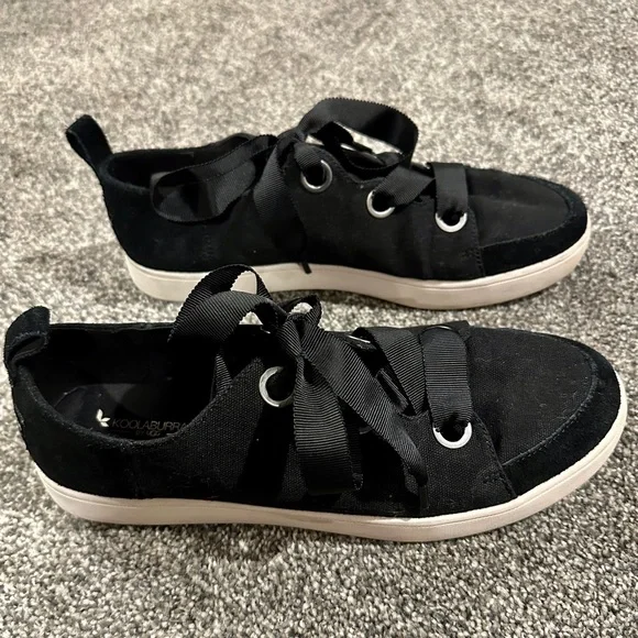 Koolaburra by UGG Women's Penley Sneaker, Black Canvas Lace Up, 10 - Picture 4 of 8